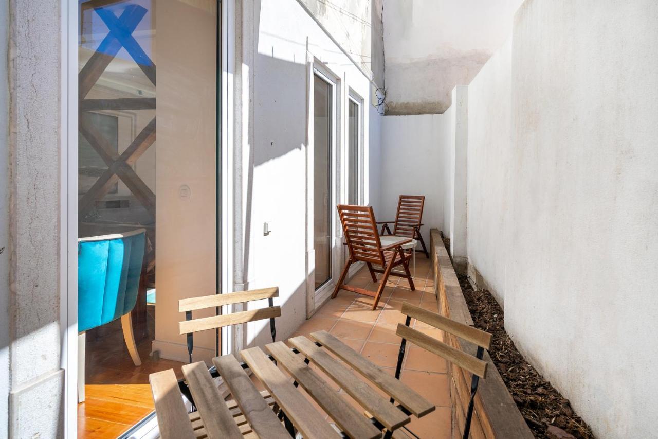 Whome | Great Location & Large Family Apartment W/Patio Lisbona Esterno foto